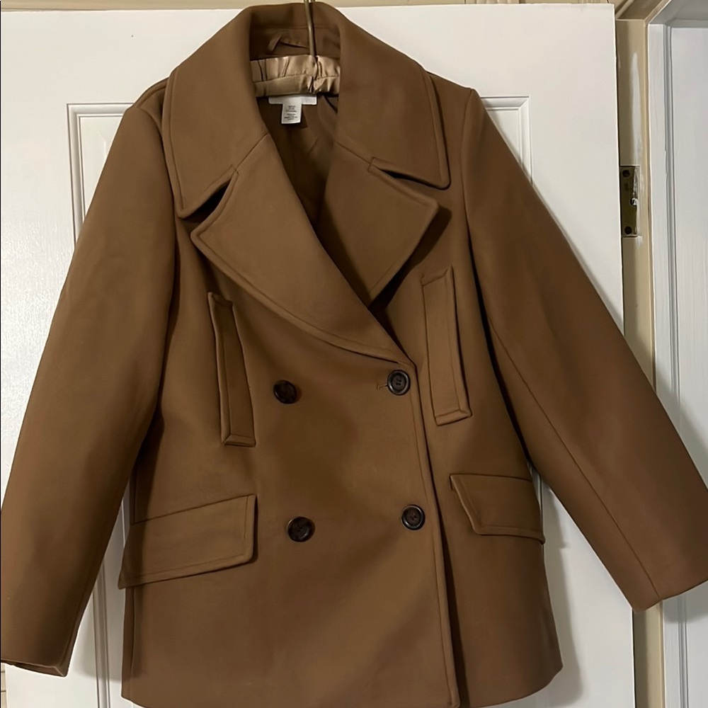 H&M Brown Pea Coat with Wide Lapels and Structured Shoulders